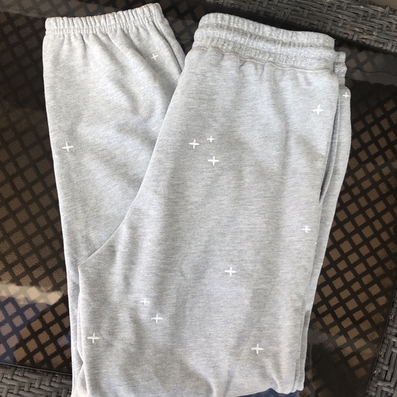 Hem & Thread Joggers - Picture 4 of 7